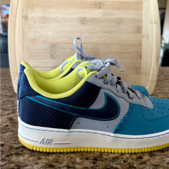 Nike AF1 RARE COLOR - Picture 3 of 5